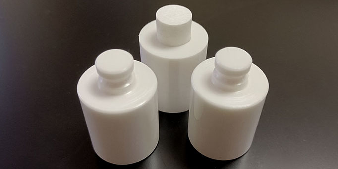What should be paid attention to when accepting alumina ceramic rods?