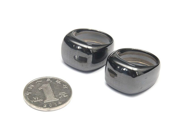 Zirconia injection molded parts