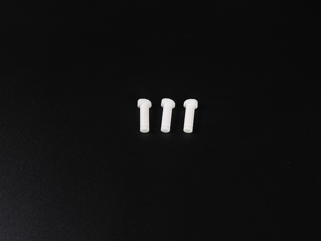 Zirconia injection moulded pin