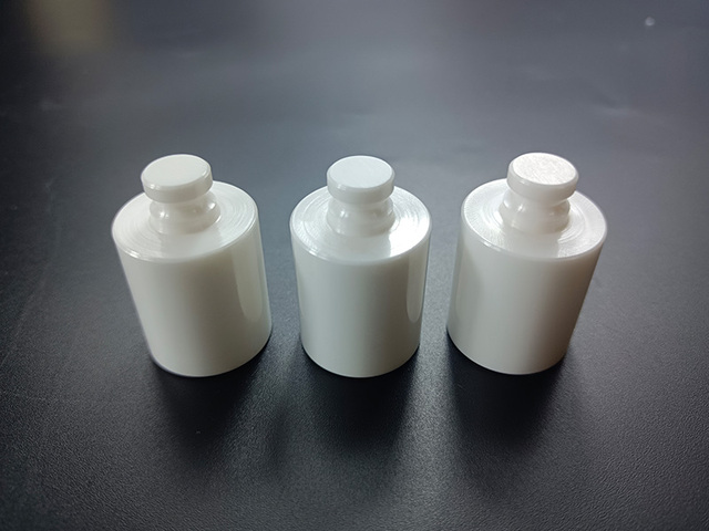 Zirconia plunger / zirconia ceramic inlection molding