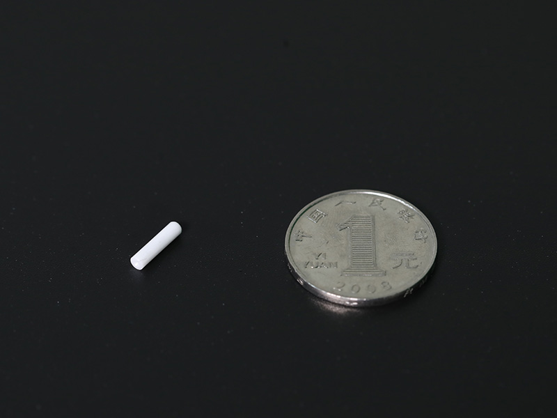 Zirconia ceramic microporous rod