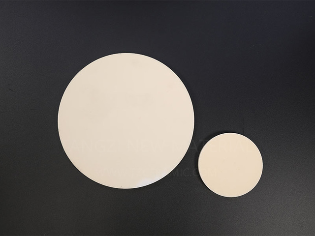 Alumina ceramic high temperature resistant round plate
