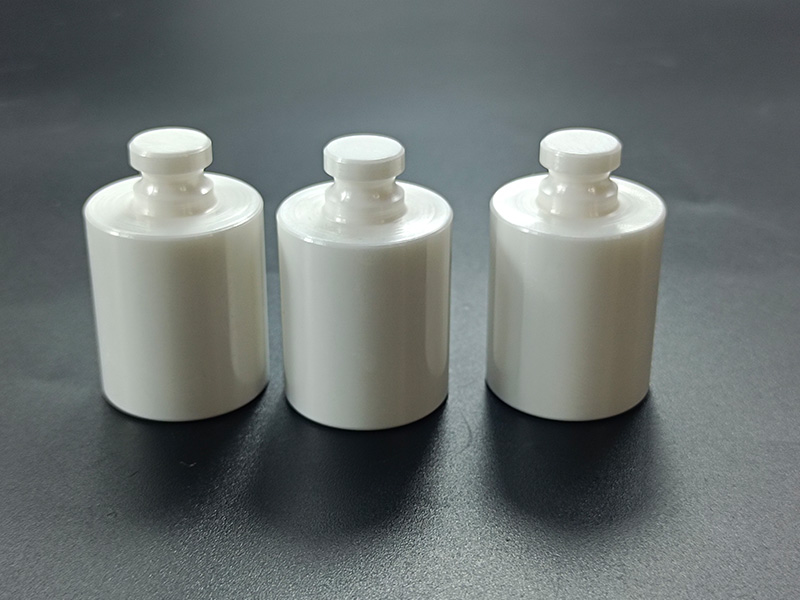 Zirconia plunger / zirconia ceramic inlection molding