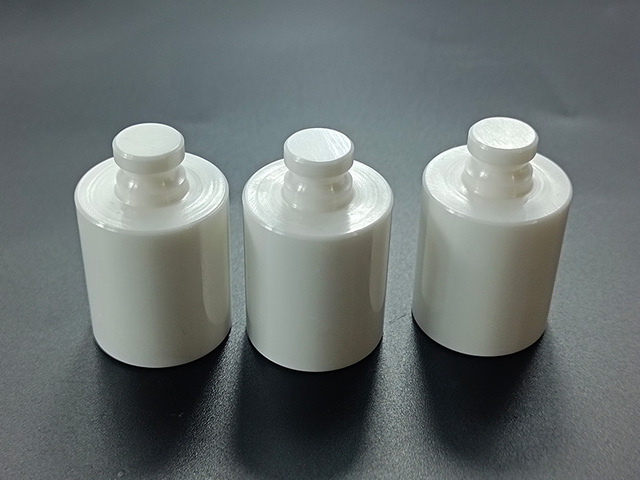 Zirconia plunger / zirconia ceramic inlection molding