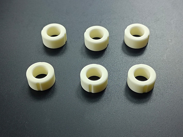 99.7% Alumina injection molding precision tube