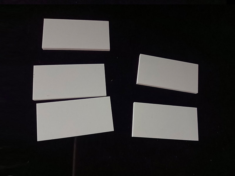 ZTA ceramic injection molding plate