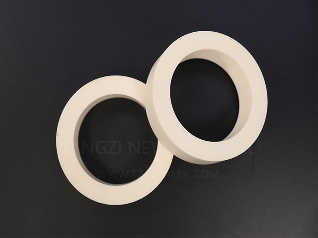 Alumina ceramic bushing