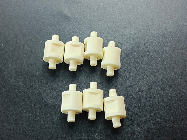 99.7% alumina injection molding sensor