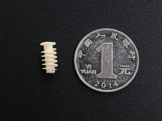 99.7% Alumina ceramic injection moulding threaded rod