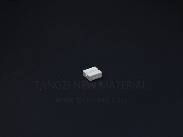 Alumina textile ceramic parts