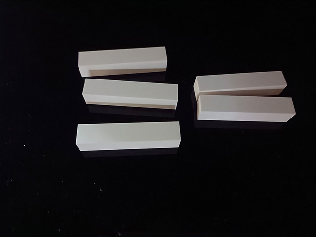 ATZ injection molding ceramic strip