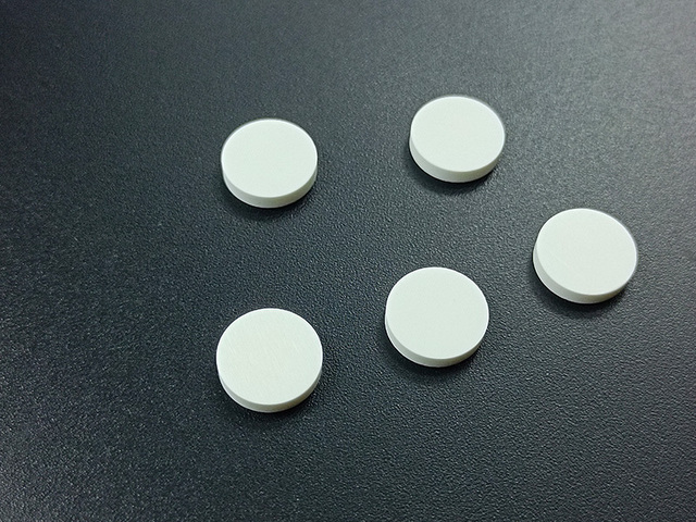 ATZ injection molding ceramic disc