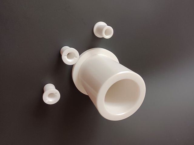 Zirconia ceramic injection molding shaft sleeve