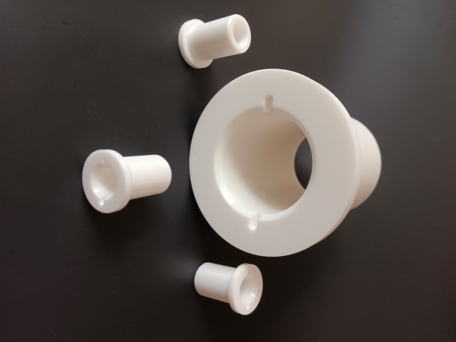 Zirconia ceramic injection molding shaft sleeve