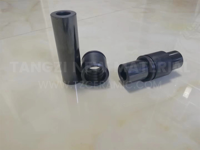 Silicon carbide ceramic bushing