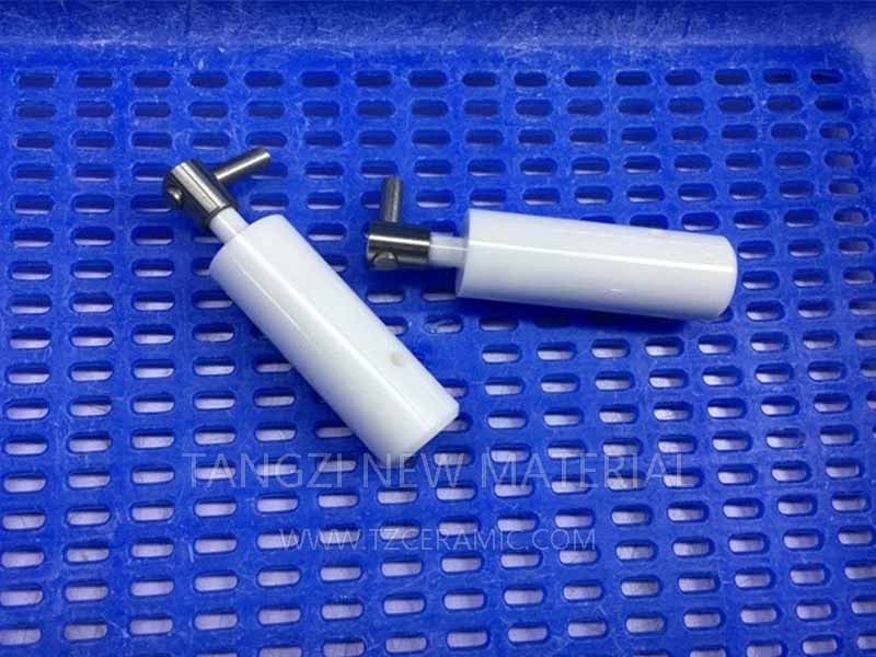 Zirconia dispensing valve