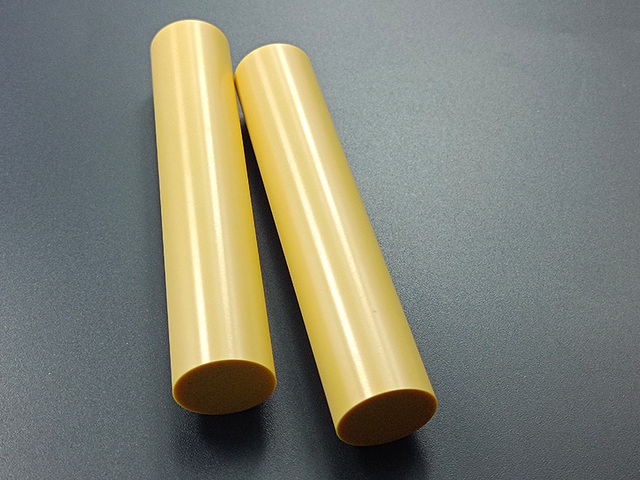 Magnesium stabilized zirconia rod