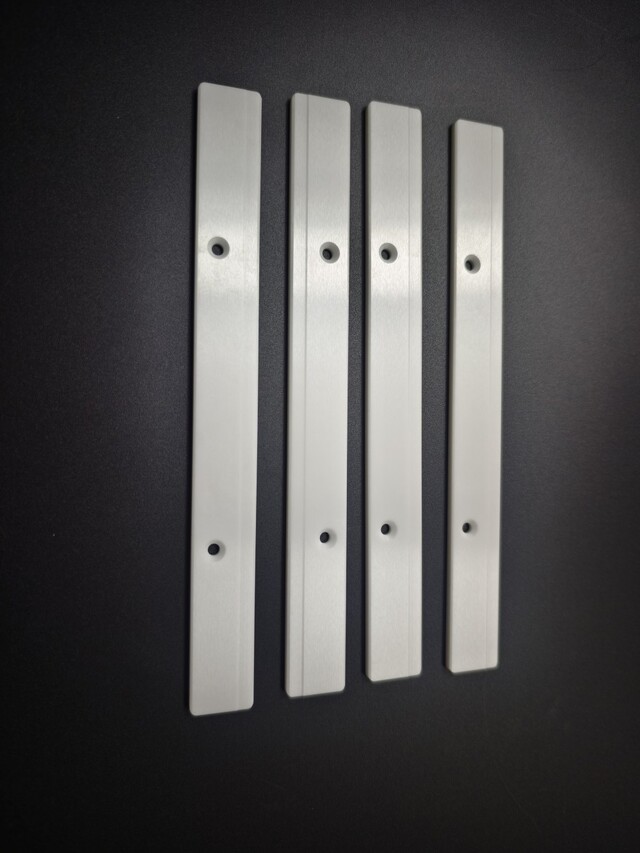 Zirconia ceramic cover plate