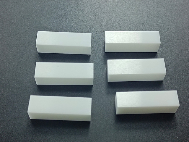 Zirconia toughened by aluminablock（ATZ ceramic crucible）