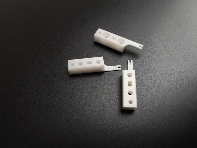 Zirconia precision parts