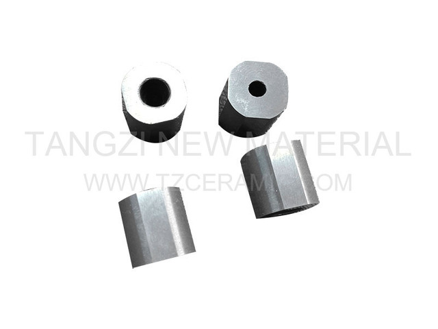 Silicon carbide roller