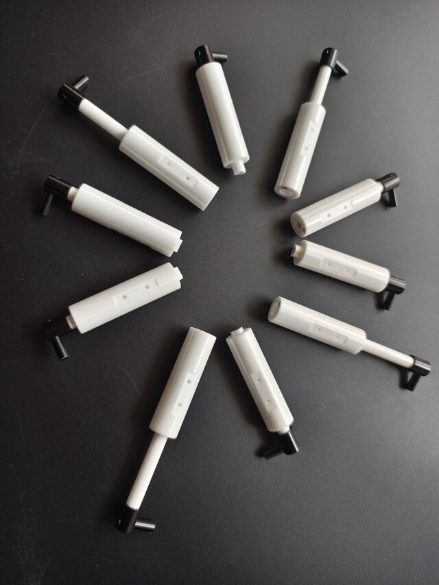 Zirconia ceramic piston
