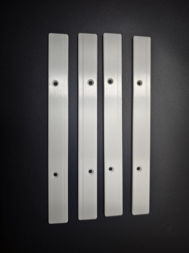 Zirconia ceramic cover plate