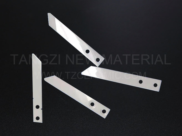 Zirconia /ZrO ceramic blade