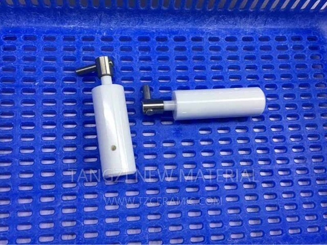 Zirconia dispensing valve