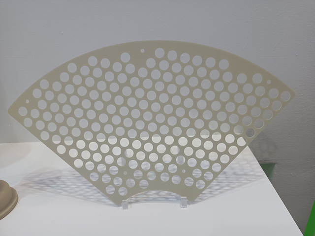 Aluminum nitride porous disk