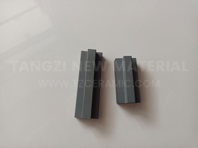 Silicon nitride processing bar