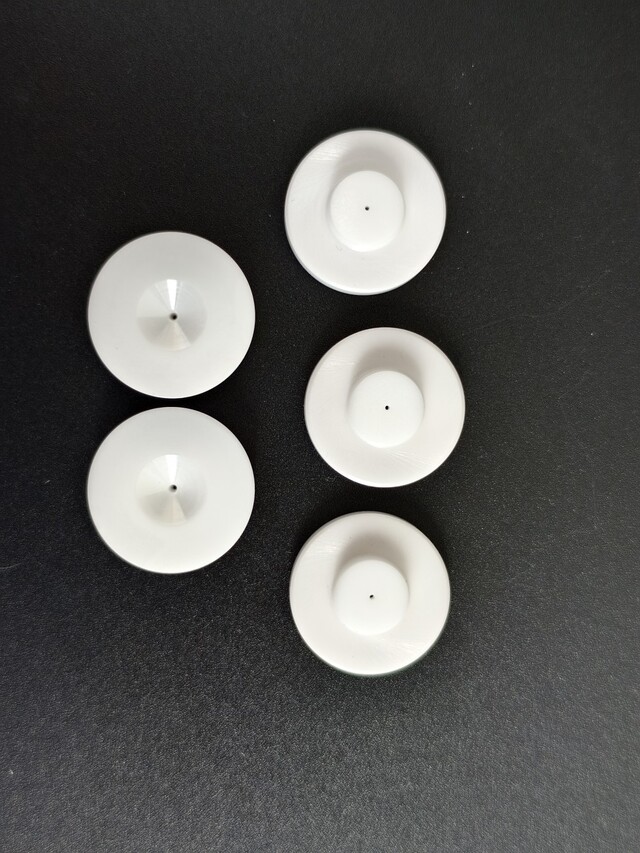 Zirconia microporous ceramic parts