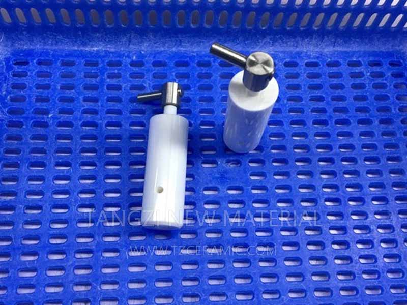 Zirconia dispensing valve