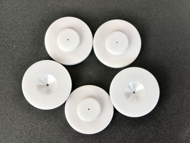 Zirconia microporous ceramic parts